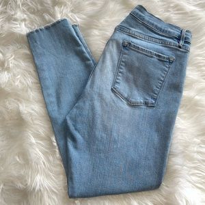 Frame Denim Le Skinny de Jeanne Crop Jeans